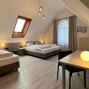2* Hotel Waldhorn